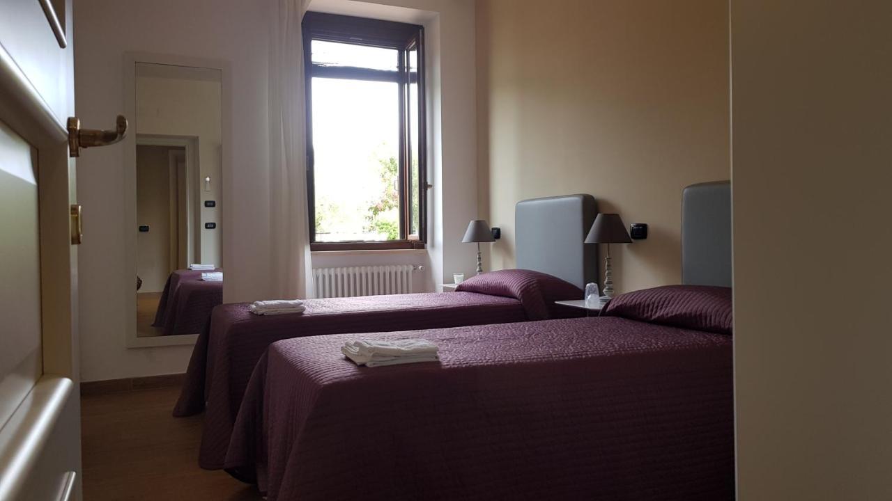 Il Casale Degli Ulivi - Agriturismo - Tenimenti Leone 라누비오 외부 사진