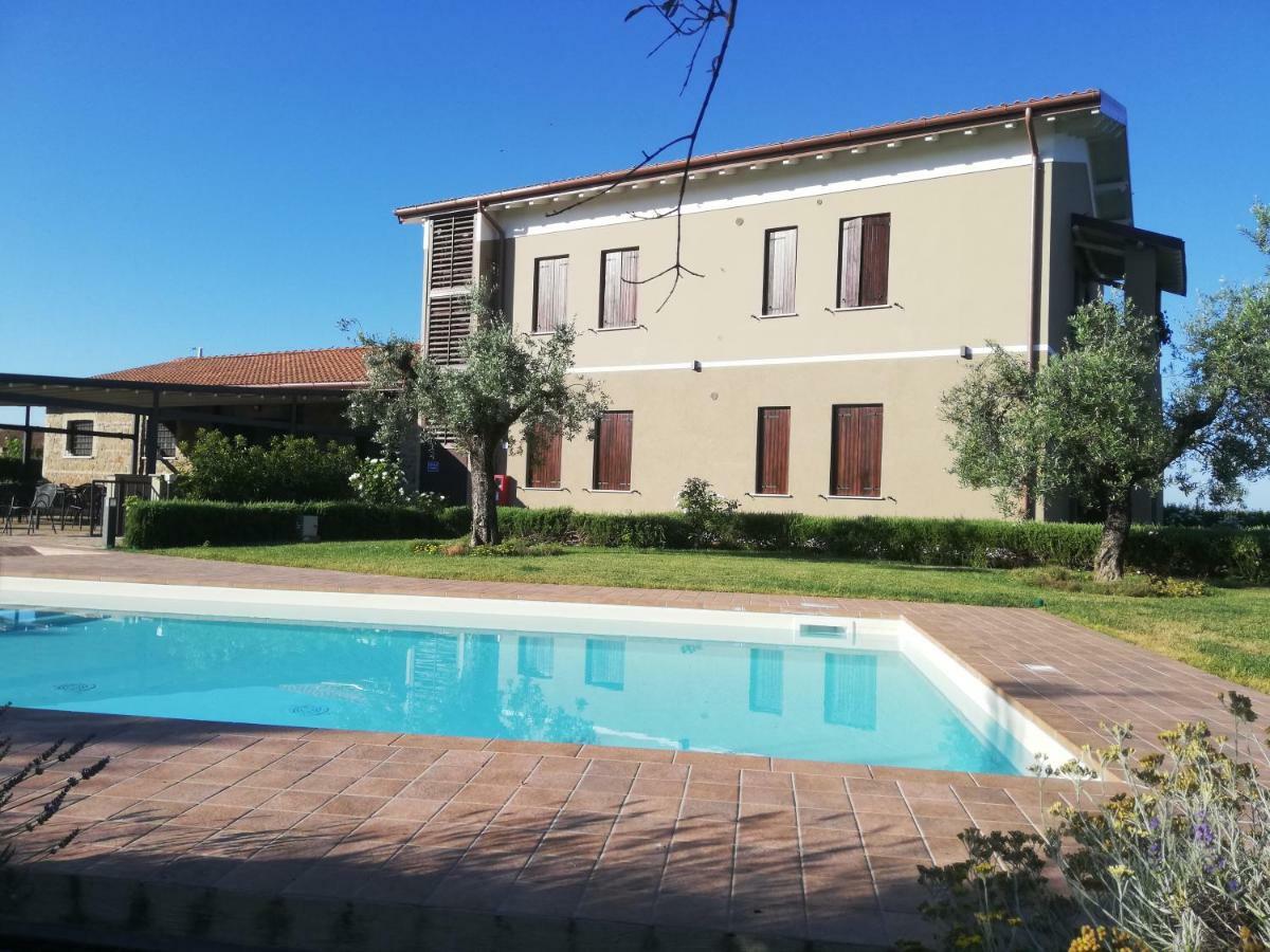 Il Casale Degli Ulivi - Agriturismo - Tenimenti Leone 라누비오 외부 사진